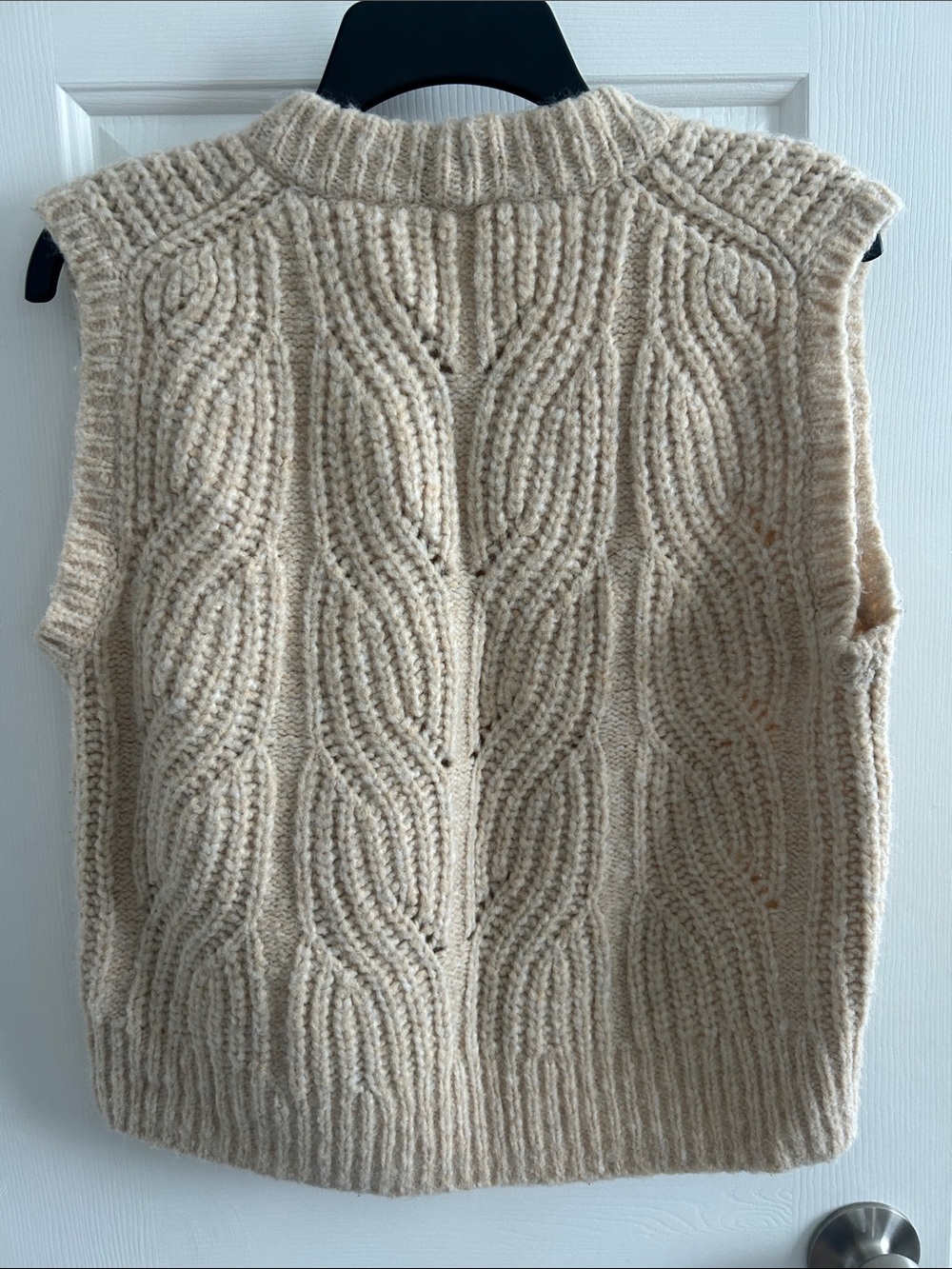 Madewell Cream Cable-Knit Sleeveless Sweater Vest - Picture 3 of 4